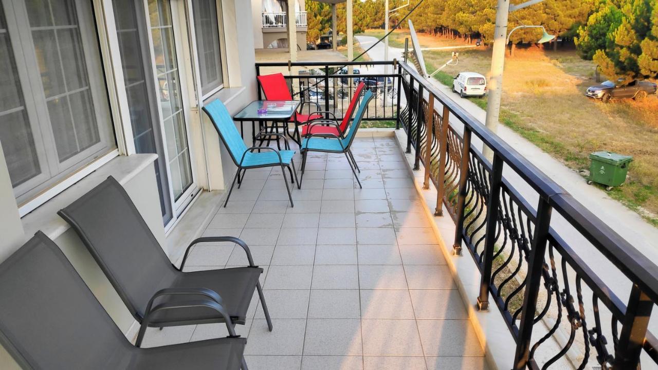 Ourania Luxury Apartment Keramoti  Exteriör bild
