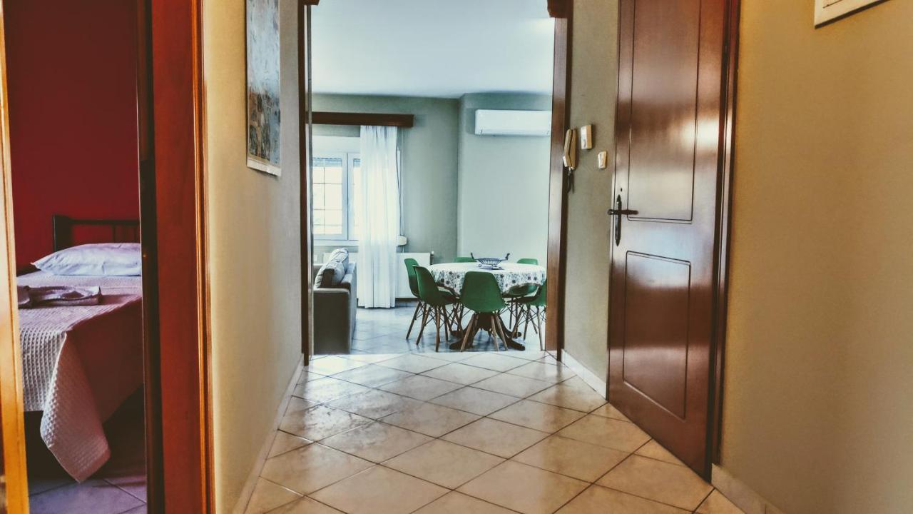 Ourania Luxury Apartment Keramoti  Exteriör bild